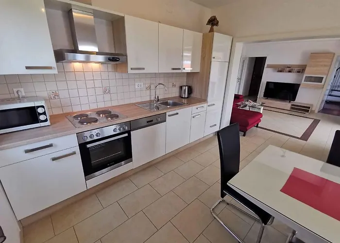 In 5739 * تْسْغيكفانِتْسا