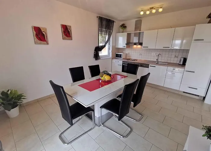 In 5739 Apartment Crikvenica