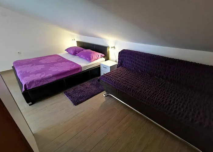 In 5739 * تْسْغيكفانِتْسا