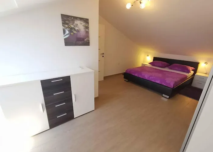 Appartamento In 5739